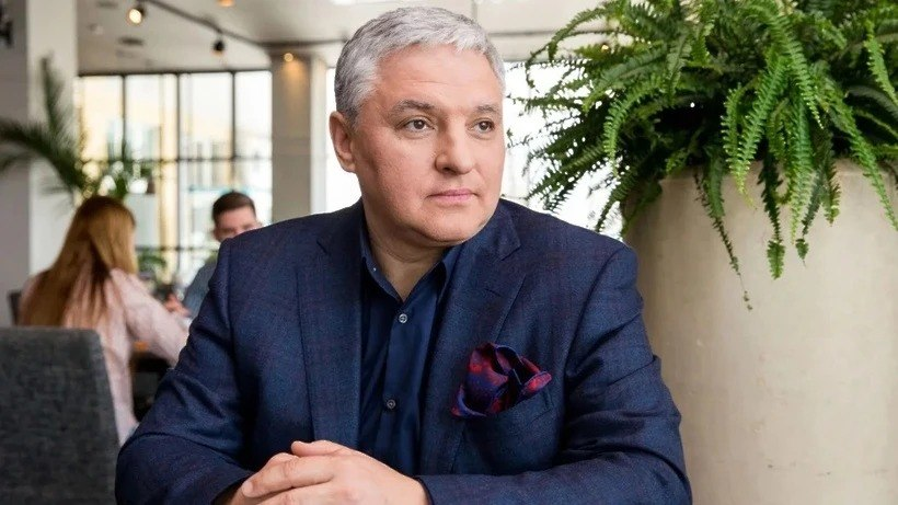 Игорь Олегович Бухаров